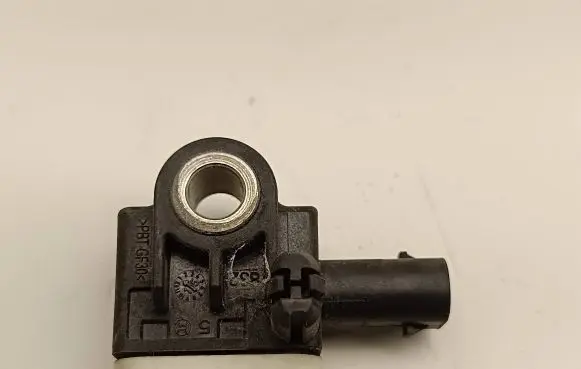 Mercedes-Benz CLA C117 X117 W117 Airbag deployment crash/impact sensor A1668210151 56054085AA 8335965