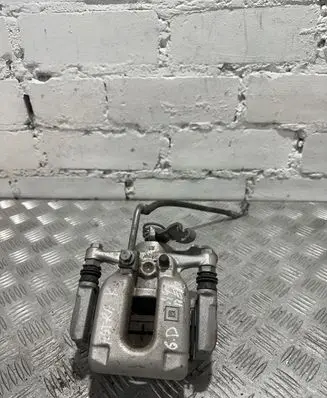 Opel Astra K Rear brake caliper