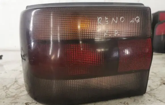 Renault 19 Rear/tail lights