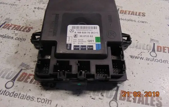 Mercedes-Benz B W245 Door control unit/module A1698207026