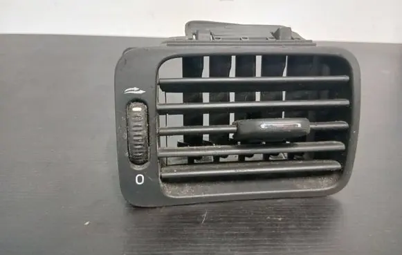 Volvo S80 Dash center air vent grill 130082002