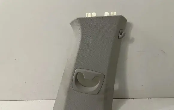 BMW 7 F01 F02 F03 F04 (B) pillar trim (top) 9112740