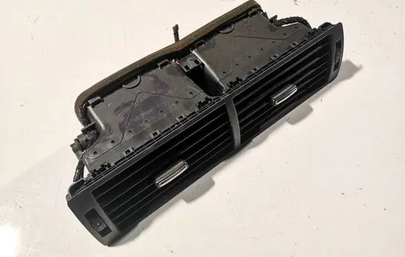 Audi A4 S4 B7 8E 8H Dash center air vent grill 8e0820951 36113010