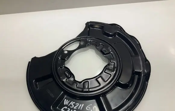 Mercedes-Benz CLS C219 Rear brake disc plate dust cover 