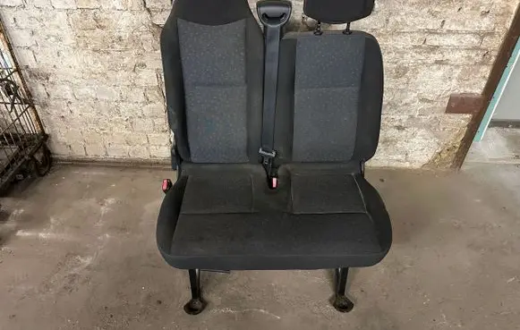 Opel Movano B Front passenger seat 870500529R