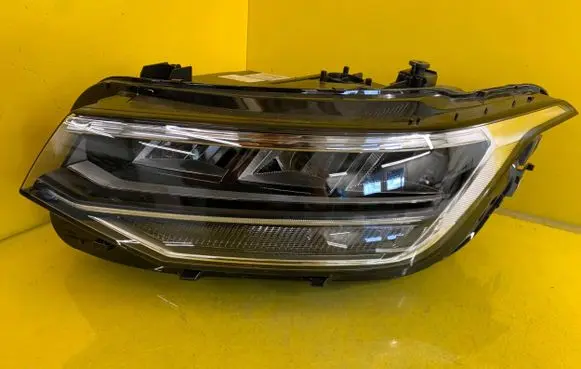Volkswagen Tiguan Headlight/headlamp 5NC941035G