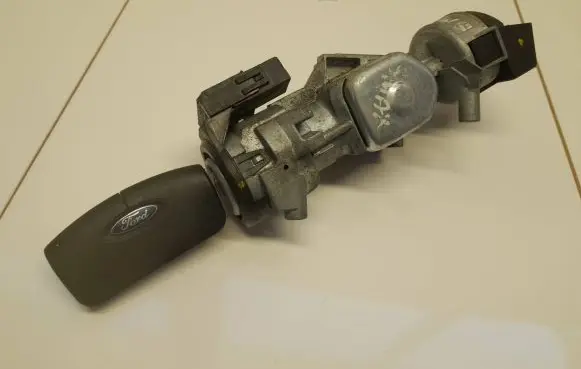 Ford S-MAX Ignition lock 3M513F880AC