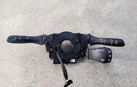 Renault Megane IV Indicator stalk 255676935R12 255676935R