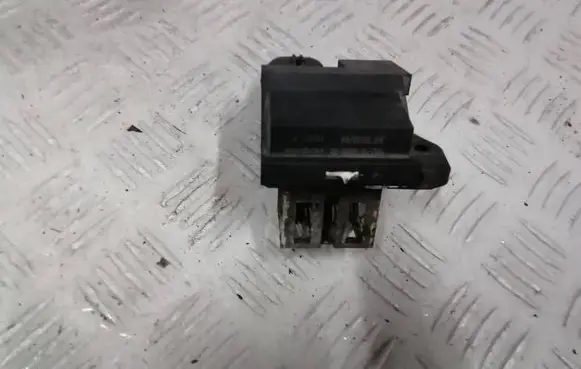 Heater blower motor/fan resistor