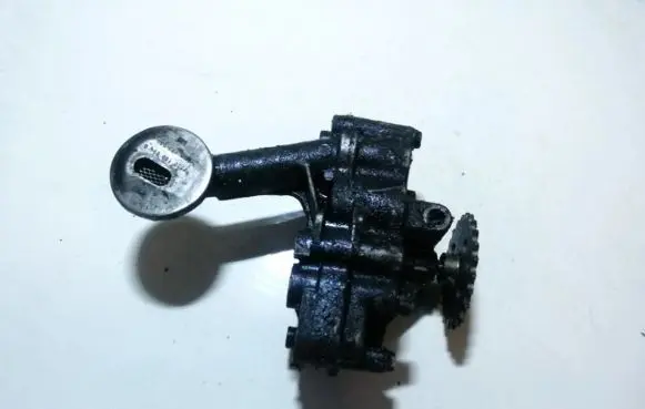 Mitsubishi Space Star Oil pump 7700112538g 7700100694g