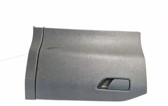 Glove box