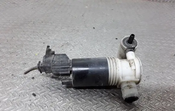 Chrysler Voyager Windshield washer spray nozzle 