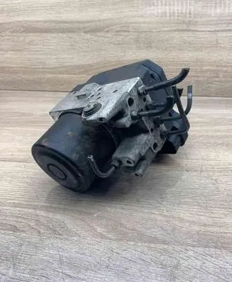 Toyota RAV 4 (XA30) ABS Pump 4454042040 8954142140