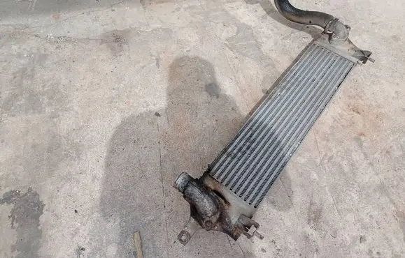 Nissan Qashqai Intercooler radiator