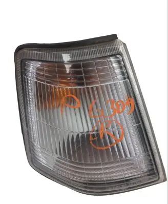 Peugeot 309 Front indicator light 10740D