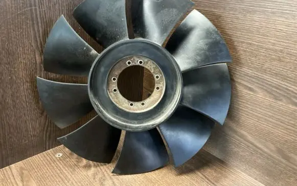 Iveco Daily 3rd gen Fan impeller 504154349