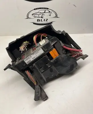 Renault Scenic II - Grand scenic II Fuse module S118399200F 8200306032C
