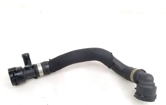 Mercedes-Benz E W213 Engine coolant pipe/hose