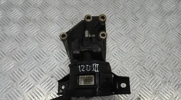 Hyundai i20 Active Engine mount bracket 21830-Q0000