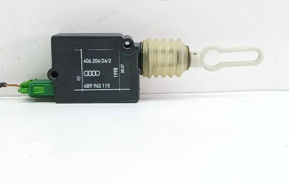 Audi A6 S6 C5 4B Tailgate boot lock/latch motor 4B9962115 406204242