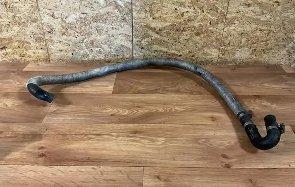 Hyundai i30 Engine coolant pipe/hose 29938A