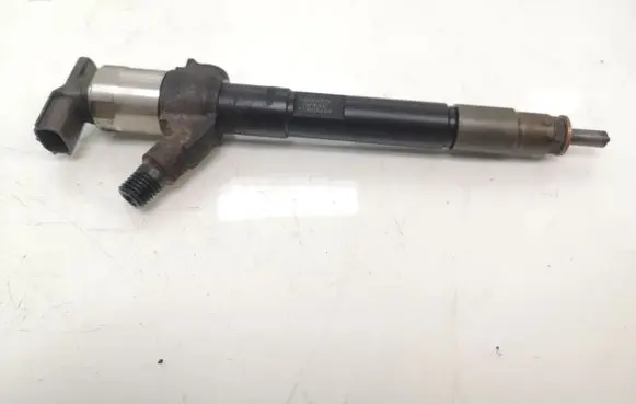 Mitsubishi ASX Fuel injector 1465A323 11M03689