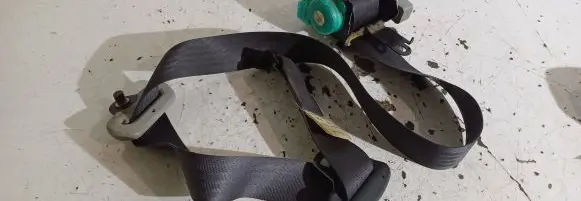 Mazda Premacy Front seatbelt 0428113 0297073