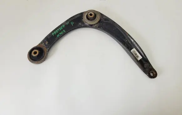 Citroen Berlingo Front control arm 557451