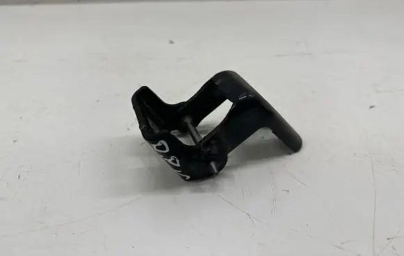 Peugeot 2008 II Front door upper hinge