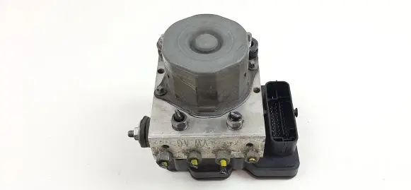 Volkswagen Polo V 6R ABS Pump 6R0907379AS M2948