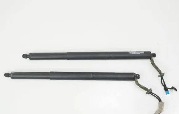 BMW 2 F46 Shock absorber/damper mounting bracket 9447874