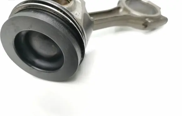 Audi A4 S4 B8 8K Piston with connecting rod 100209 051132 2606J