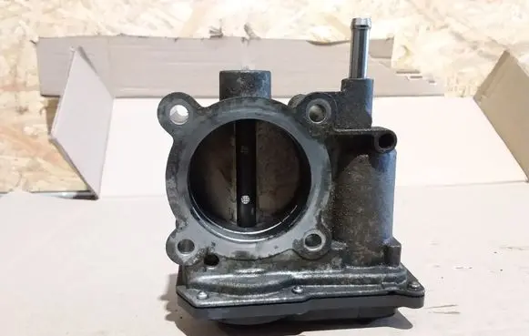 Toyota Verso Throttle valve 220300T050