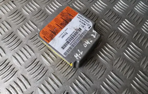 Mercedes-Benz ML W163 Airbag control unit/module A1635422918