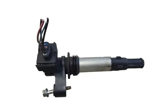 Cadillac CTS High voltage ignition coil 12583514 0221604104 B28671