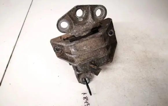 Fiat Croma Engine mount bracket v05369