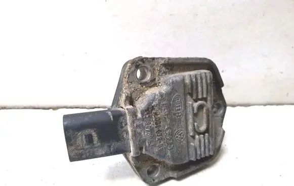 Audi A6 S6 C5 4B Oil pressure sensor 1J0907660C00807903
