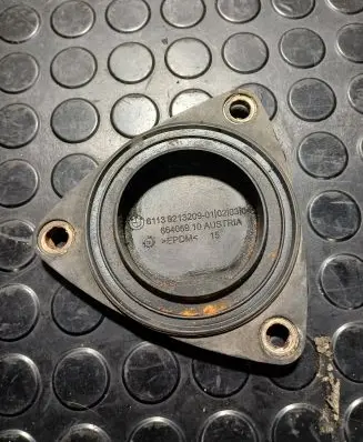 BMW 5 F10 F11 Other engine bay part 61139213210 66405910A 9213209