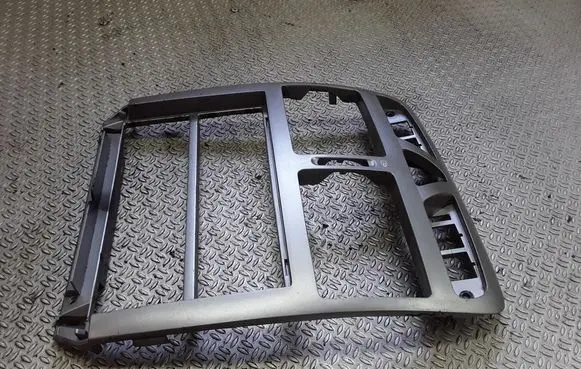 Peugeot 307 Radio/GPS head unit trim 9634505077