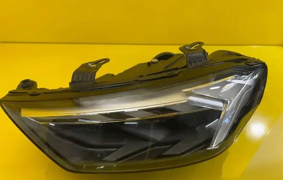 Audi A1 Headlight/headlamp 82A941033D