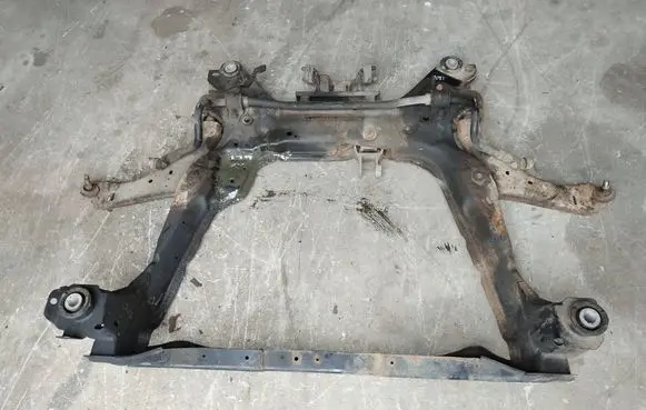 Volvo V70 Front subframe g9n5000