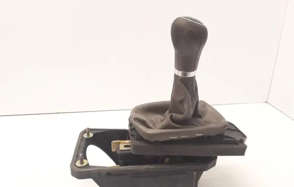 Audi A6 S6 C5 4B Gear shifter/selector 4B0711025F 8D0711025AM 4Z7711025