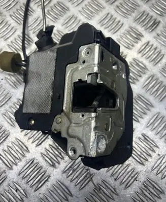 Mercedes-Benz E W211 Front door window regulator motor R2003