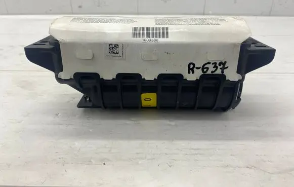 Audi Q7 4L Passenger airbag 4L0880204D