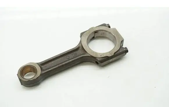 Opel Astra H Connecting rod/conrod 