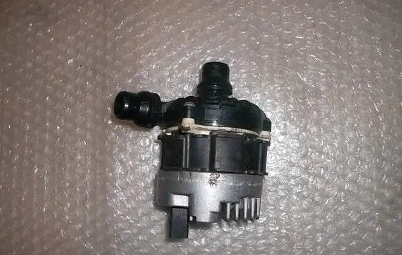 Mercedes-Benz GLE W167 Electric auxiliary coolant/water pump A0005002300