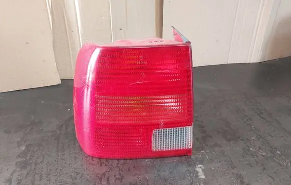 Volkswagen PASSAT B5.5 Rear/tail lights 3B5945095F