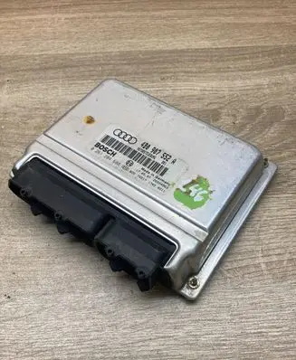 Audi A6 S6 C5 4B Engine control unit/module ECU 4B0907552A 0261204688