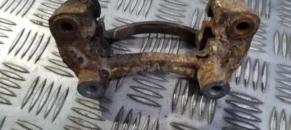 KIA Carens I Rear brake caliper