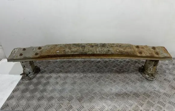 Toyota Avensis T270 Rear beam 